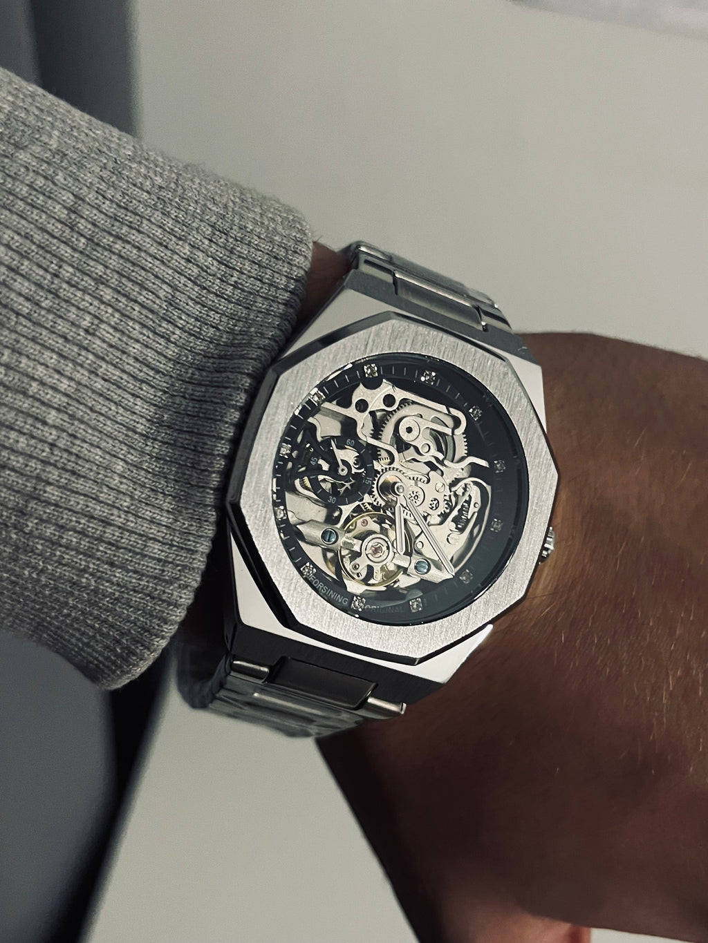 RoyalPulse Spectral Automatic Skeleton – Silver